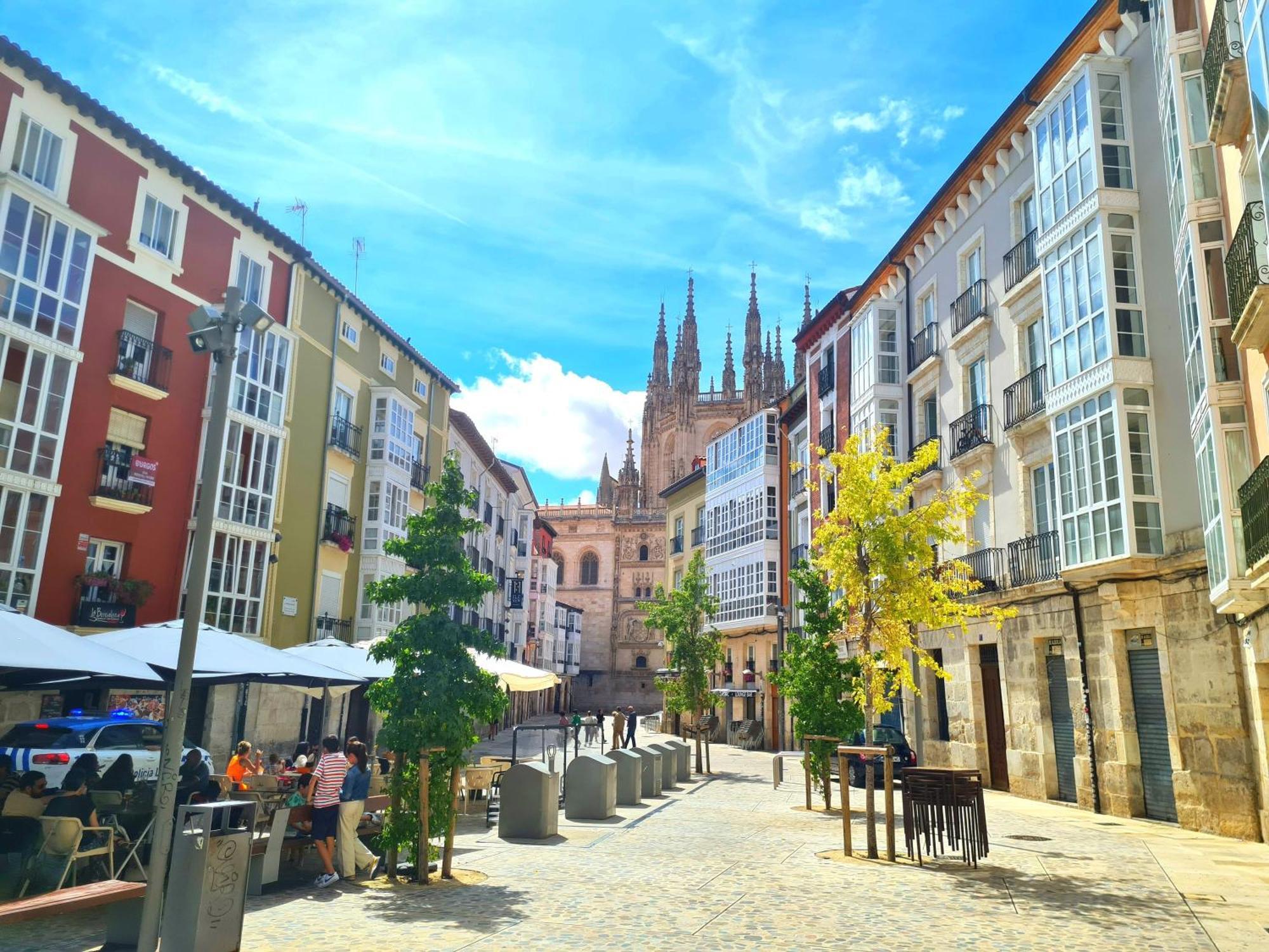 Urban Burgos 호텔 외부 사진